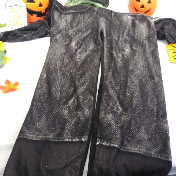 Universal Studios Monsters Frankenstein Pajama/Halloween Costume Size X-Large - Picture 7 of 12